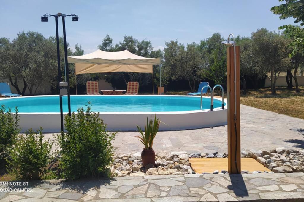 Loutsa  Αρχοντικο Στουσ Προποδεσ Του Ορουσ Διρφυσヴィラ エクステリア 写真